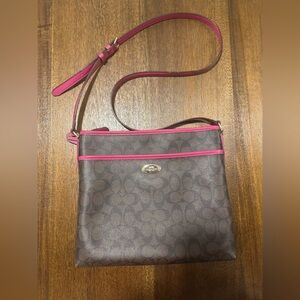 Coach Rowan Signature File Bag Crossbody Classic Dark Brown Pink Fuchsia Strap